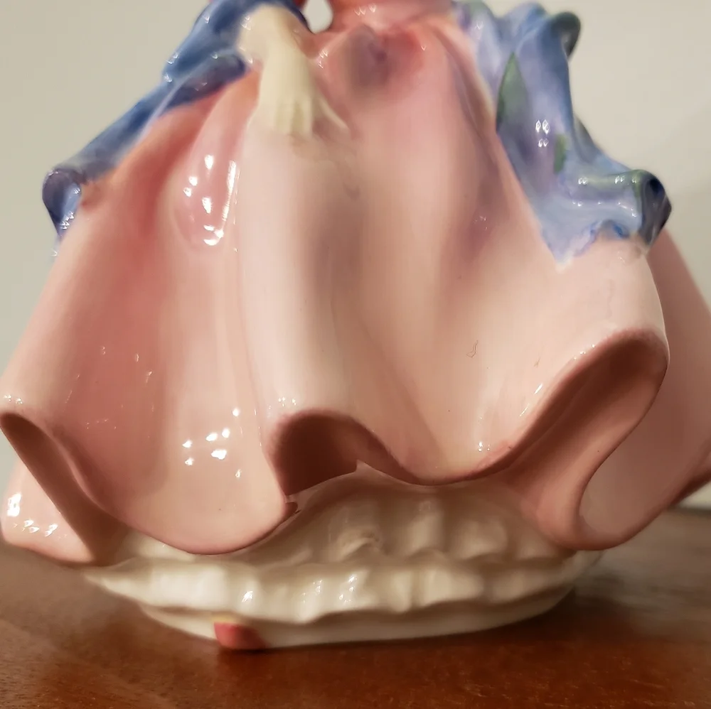 Vintage Royal Doulton Maytime Porcelain Figure - Picture 9 of 9